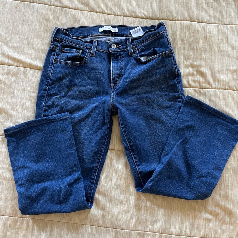 Levi jeans size 8
